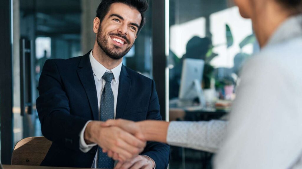 Professional Recruitment: Annunci di Lavoro