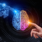 L' AI recruiting viene rappresentato come un cervello connesso da una mano umana e da una mano robotica.
